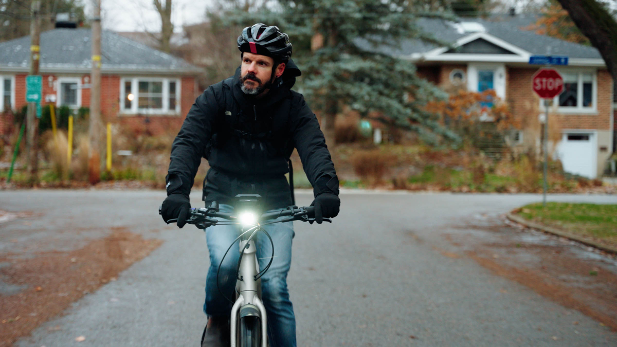 MikeVonDehn4K 00 00 11 20 Still