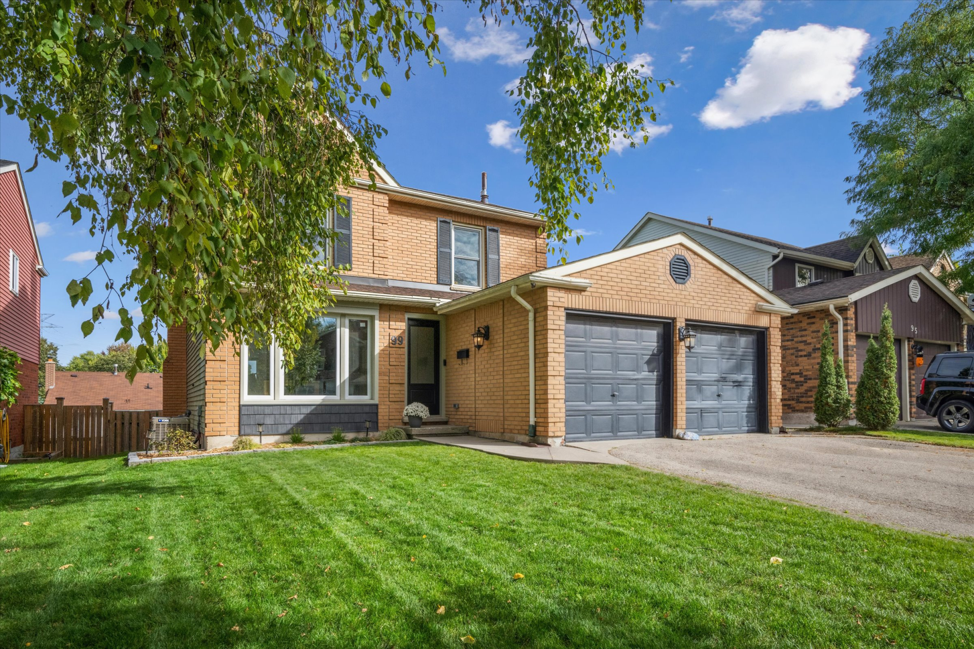 03 Deerwood Crescent 
