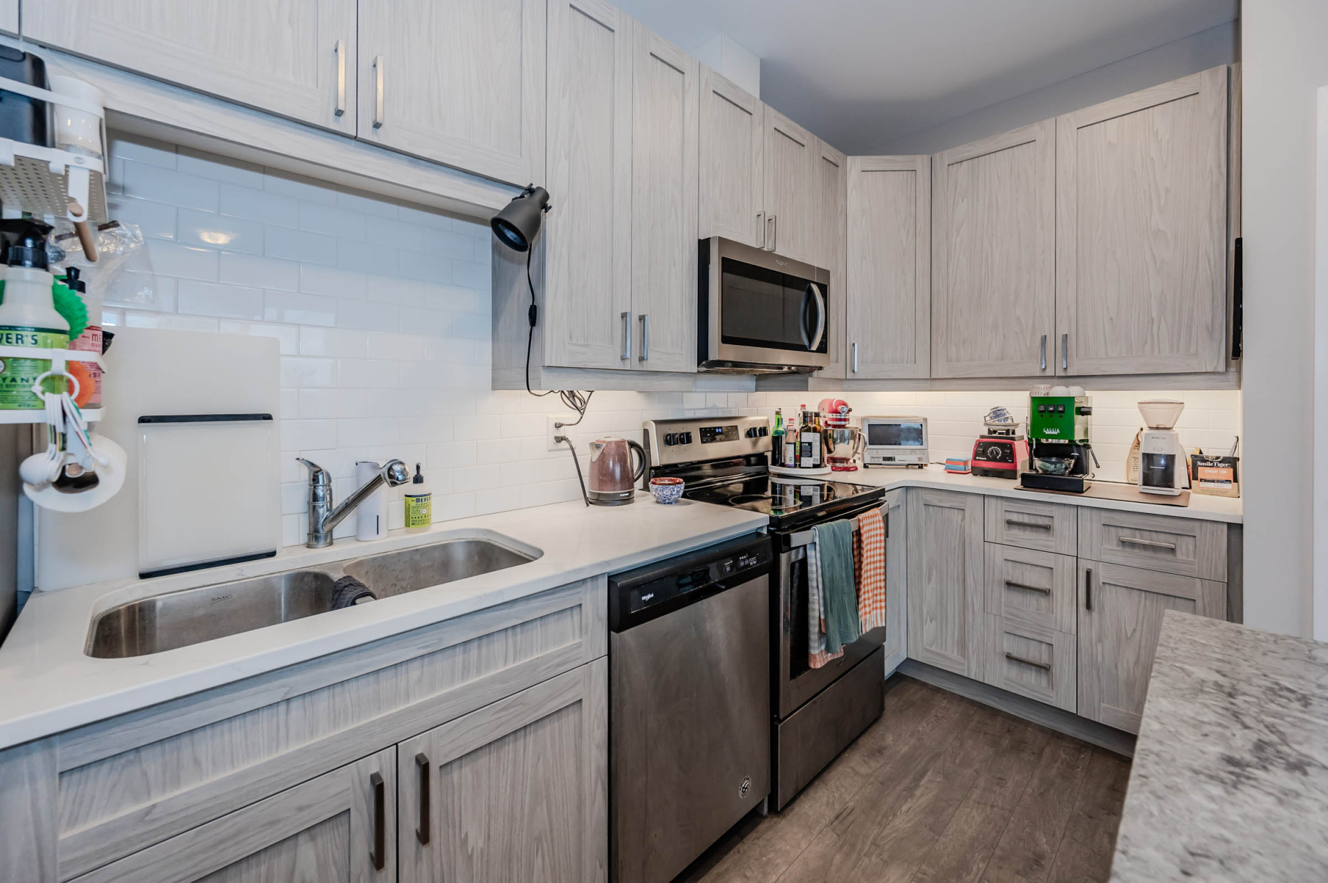 100 Garment Street South Kitchener ON 909 