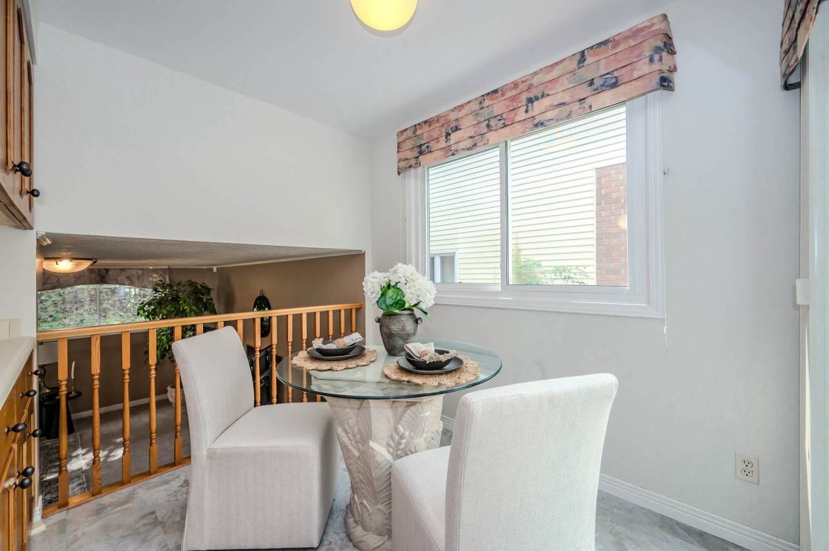 016 2 Pickwick Place Guelph 