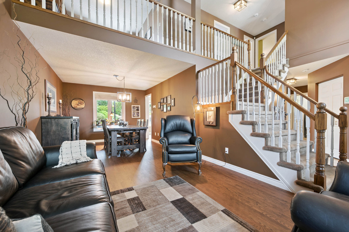 13 Pheasant Run Drive 