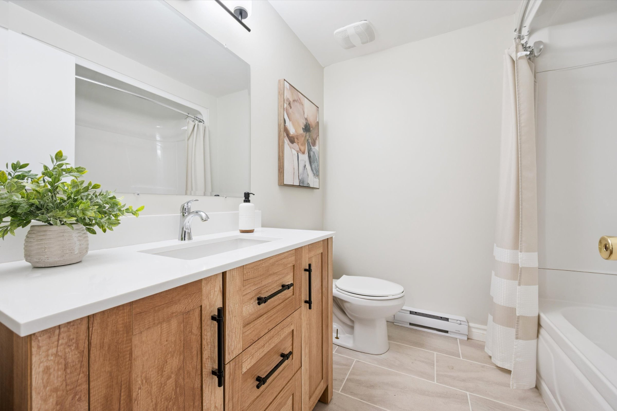 28 Bluevale St N Unit 29 