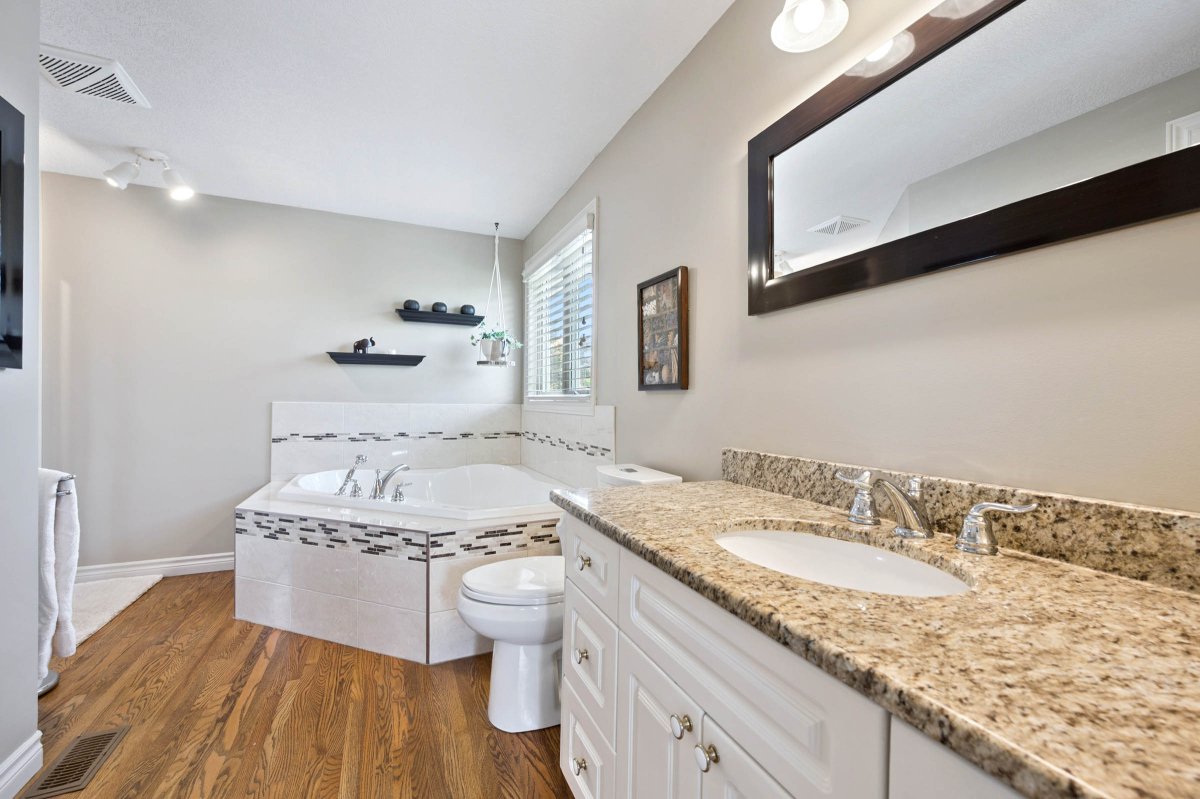 30 Pheasant Run Drive 