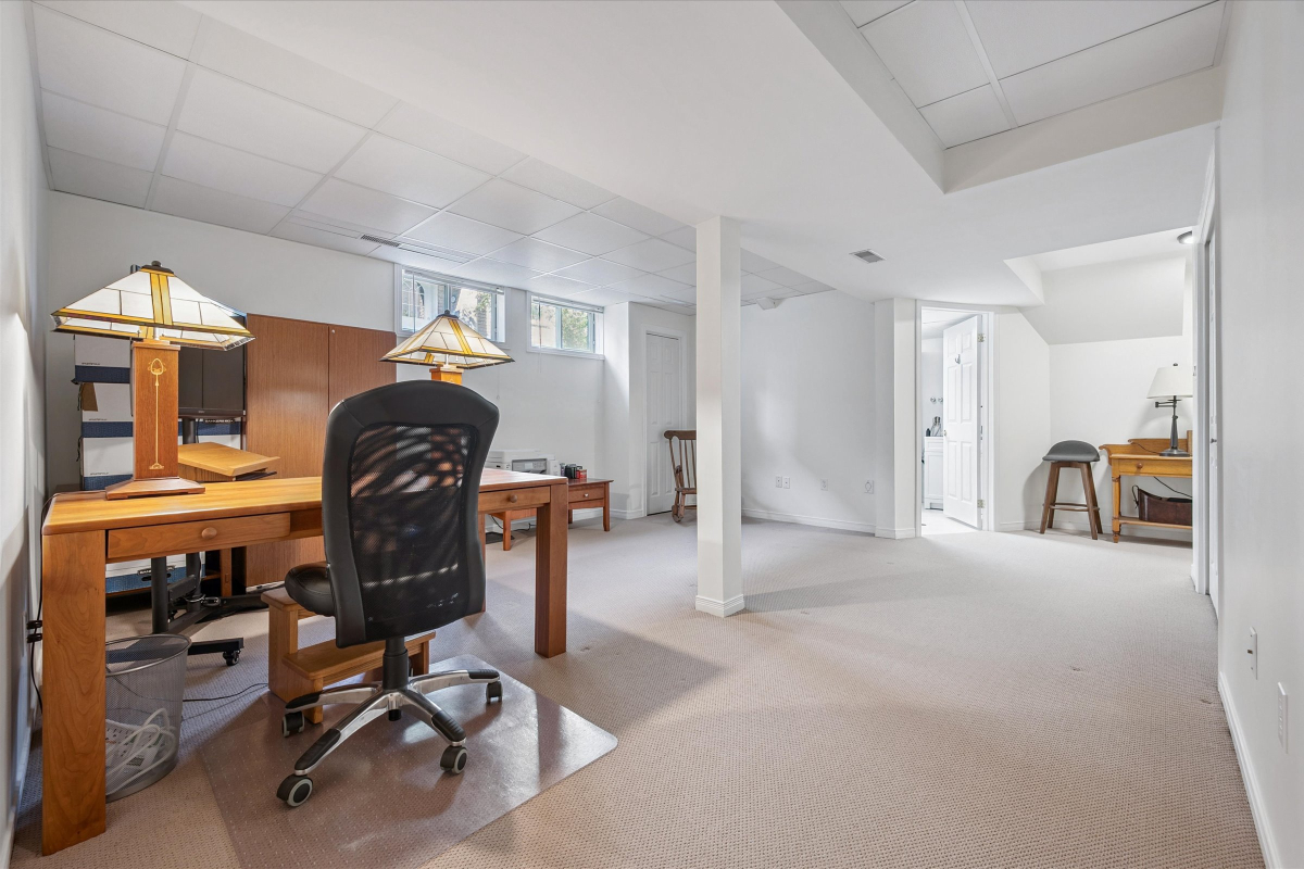 32 GORDON Street Unit 64 