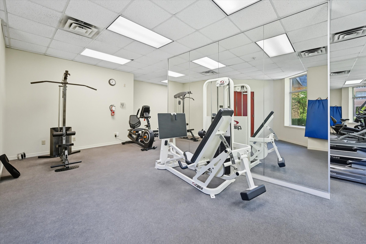 33 8111 Forest Glen Dr Unit 524 