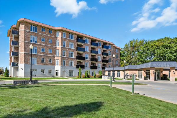 01 8111 Forest Glen Dr Unit 524 fr 