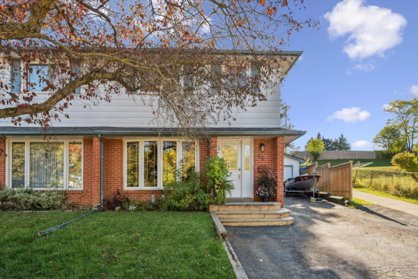 01 Shadeland Crescent 