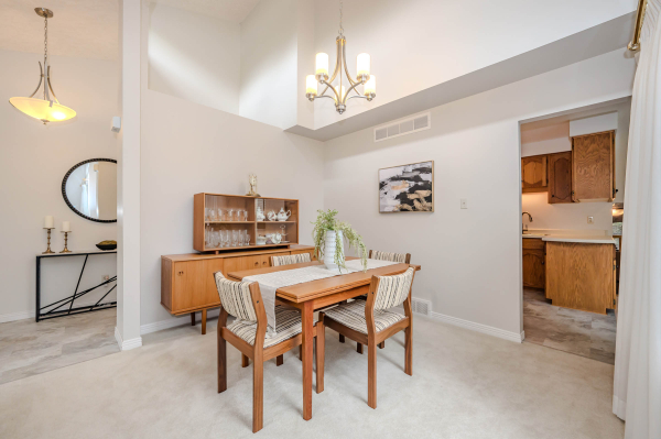 010 2 Pickwick Place Guelph 