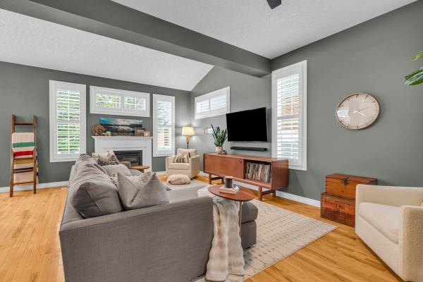 013 610rockpoint 