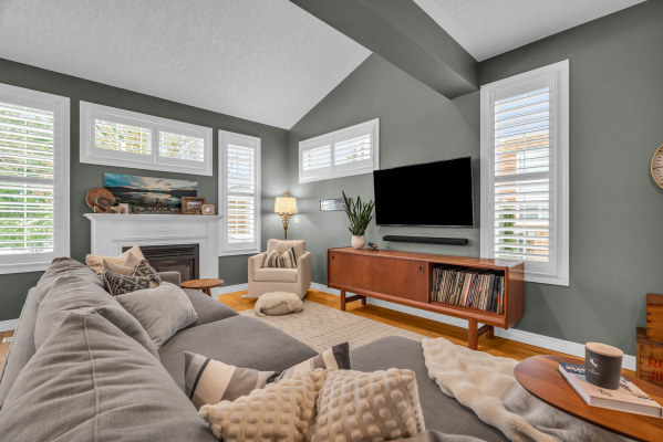 014 610rockpoint 