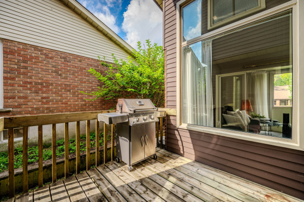 018 2 Pickwick Place Guelph 