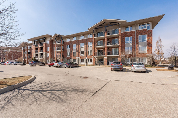 03 39 Goodwin Dr Guelph 