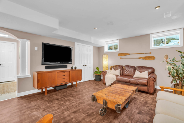044 610rockpoint 