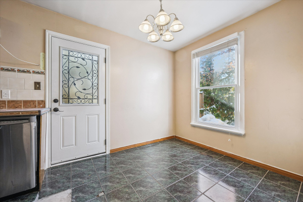 06 Gwendale Crescent 