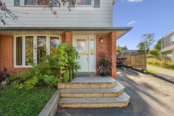 08 Shadeland Crescent 