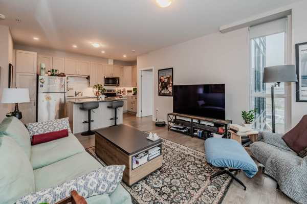 100 Garment Street South Kitchener ON 909 