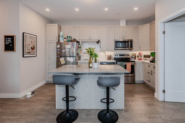 100 Garment Street South Kitchener ON 909 