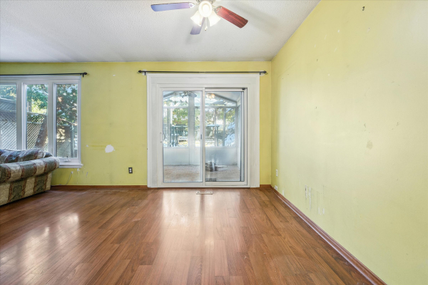 11 Gwendale Crescent 