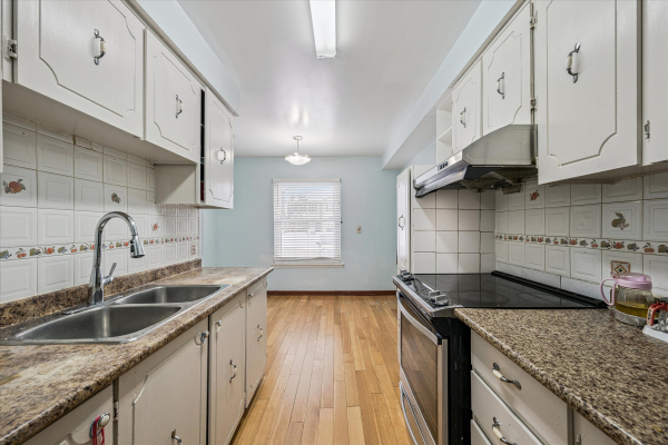 15 Central Park Dr Unit 49 