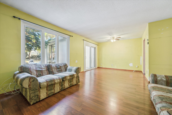 15 Gwendale Crescent 