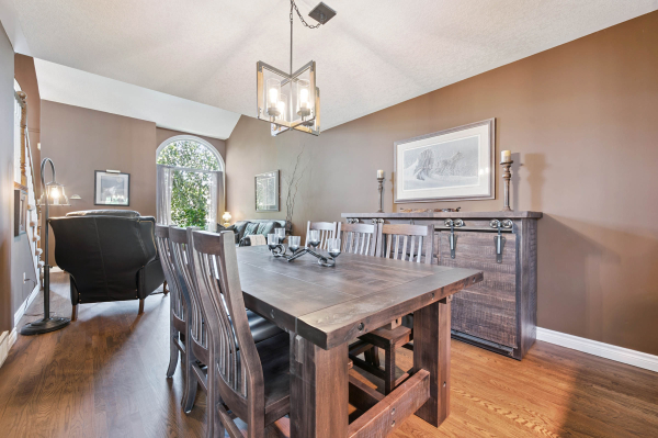 15 Pheasant Run Drive 