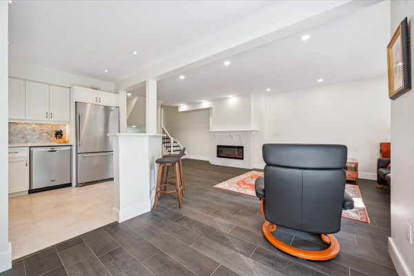 16 GORDON Street Unit 64 