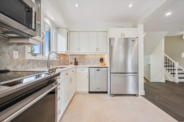 18 GORDON Street Unit 64 