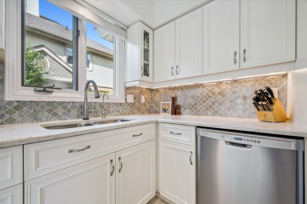 19 GORDON Street Unit 64 