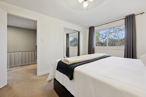 24 Shadeland Crescent 