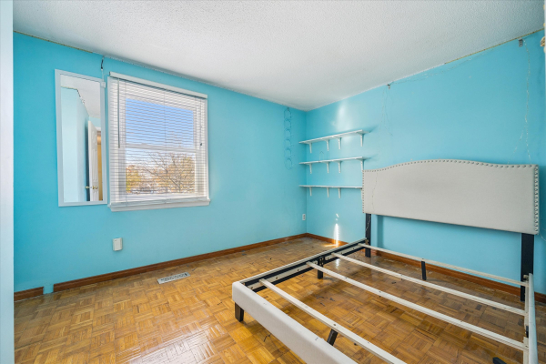 25 Gwendale Crescent 