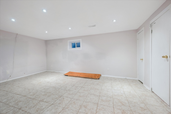 28 Gwendale Crescent 