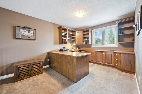 35 Pheasant Run Drive 