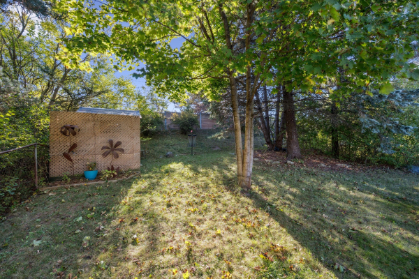 43 Shadeland Crescent 