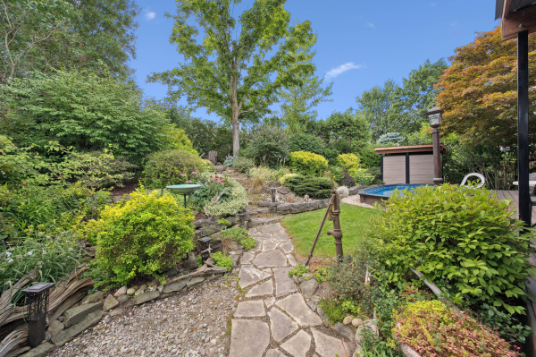 46 Pheasant Run Drive 