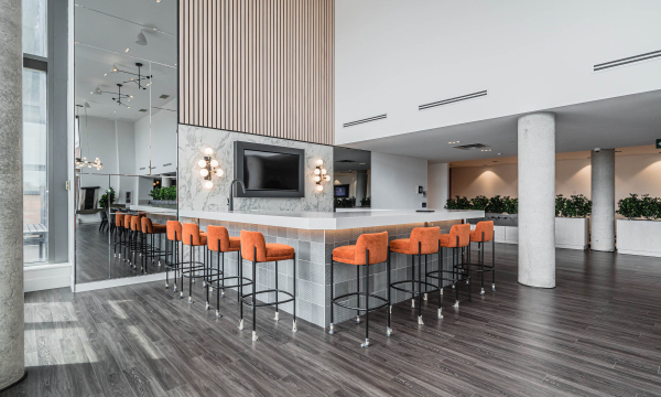 56 15 Wellington St Kitchener 