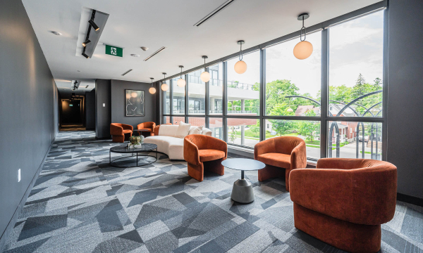 65 15 Wellington St Kitchener 