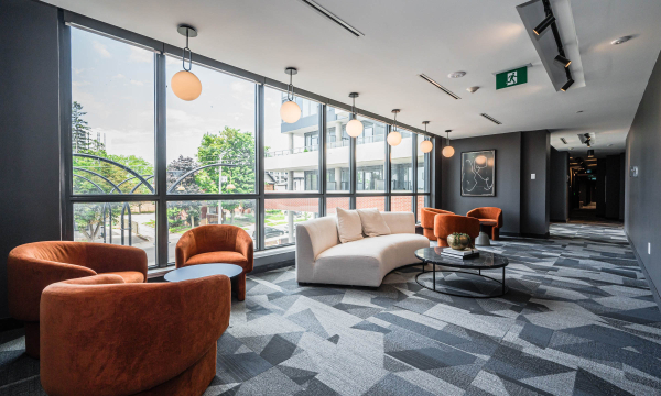 66 15 Wellington St Kitchener 