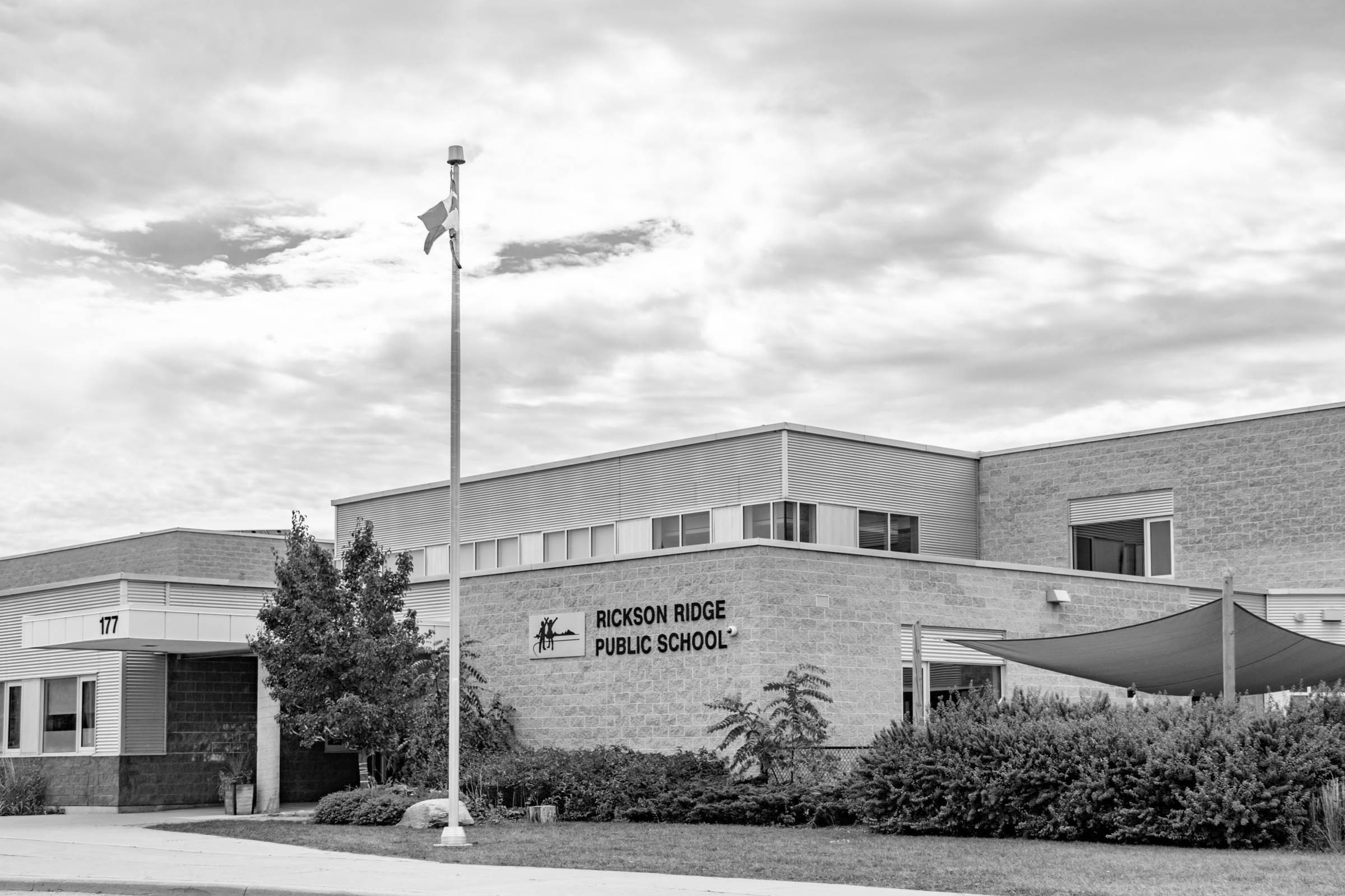 a photo of rickson ridge public school