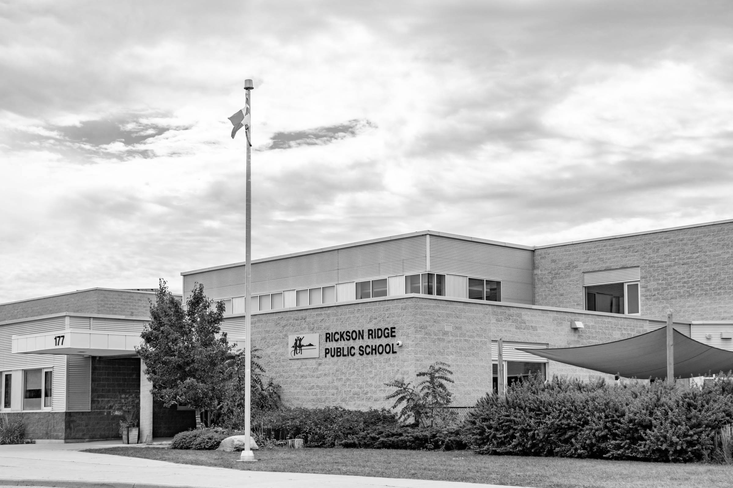 a photo of rickson ridge public school