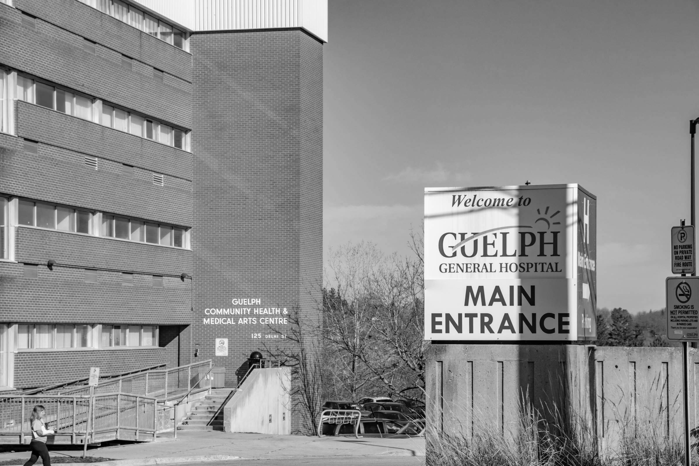 the main entrance of guelph general hospital