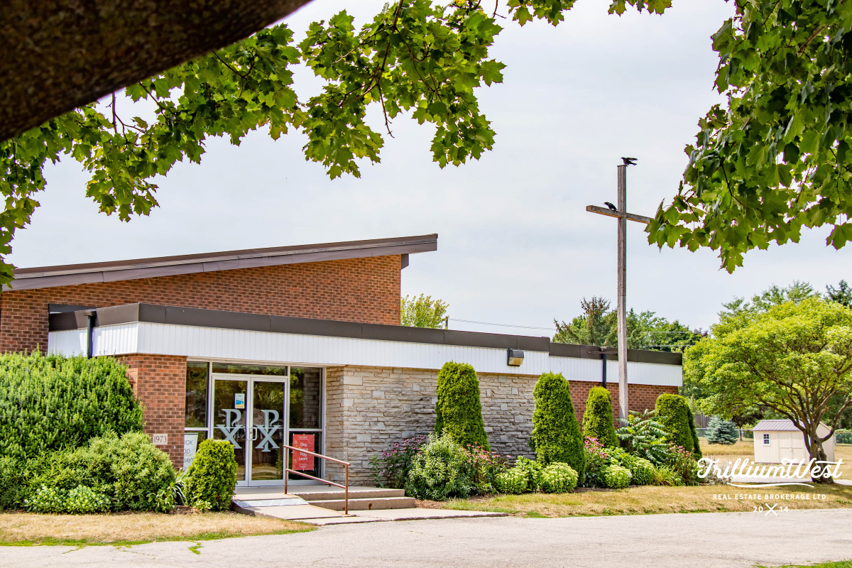 ColonialAcresgallery 2 of 