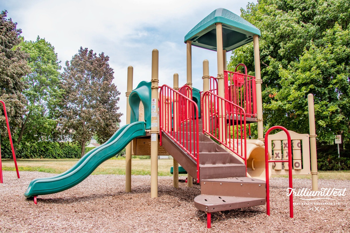 ColonialAcresgallery 7 of 