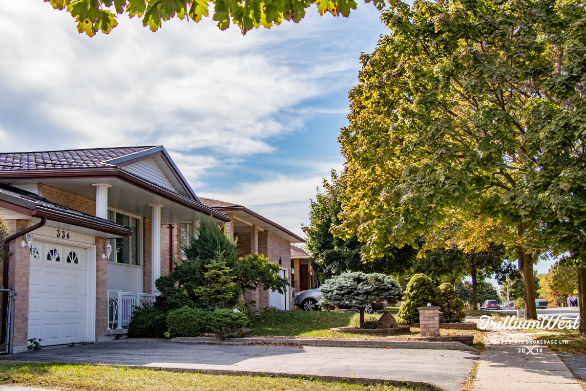 CountryHillsgallery 73 of 