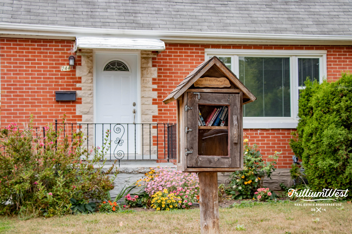 ForestHillgallery 12 of 