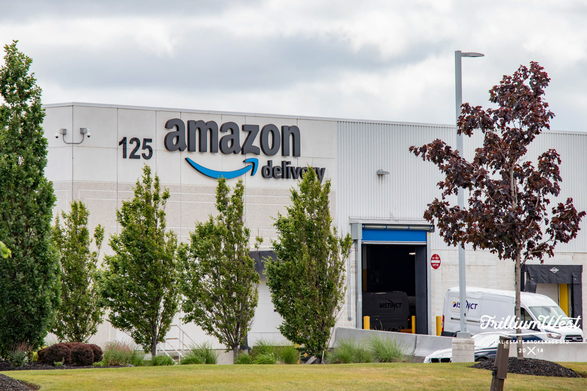 MapleGrovegallery 3 of 