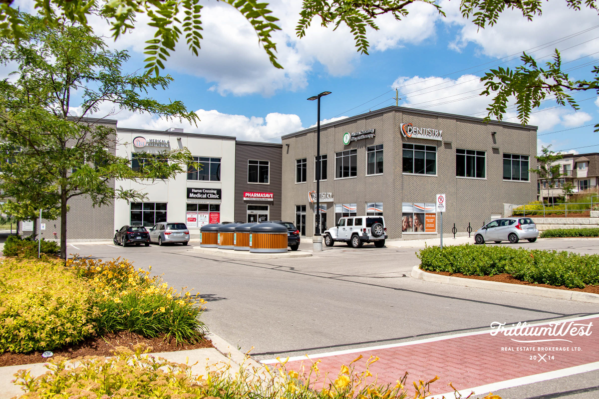 Trusslergallery 4 of 