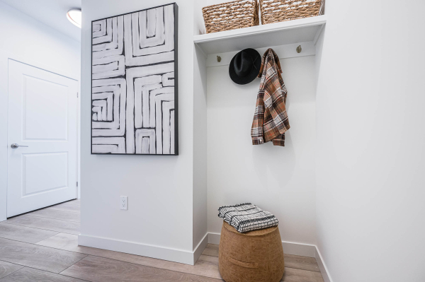 405 Meyers Rd Cambridge High Res 